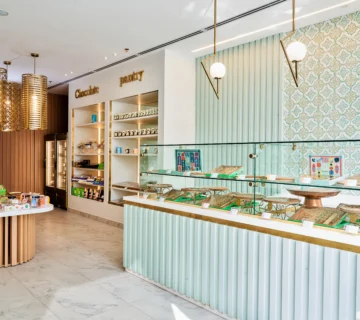 La Poire Beanos group of stores 360x320
